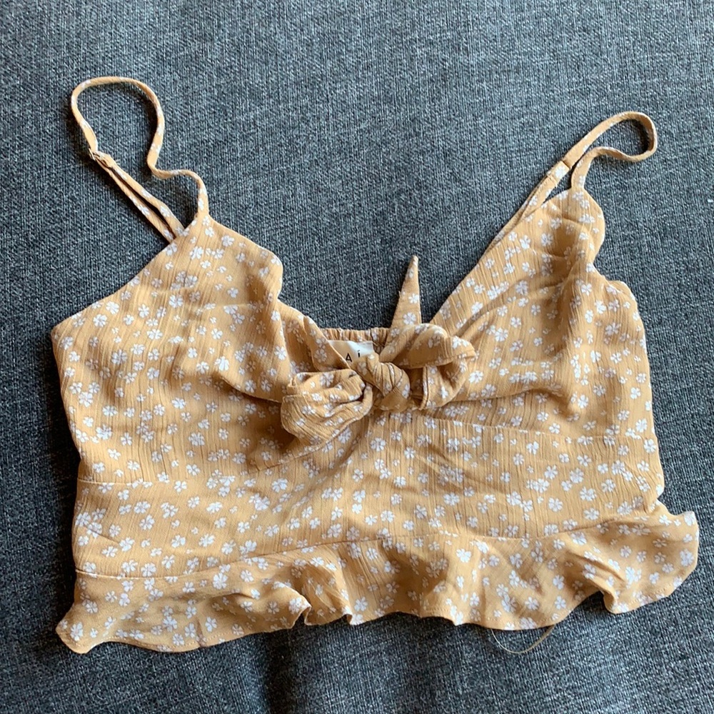 Tie front Crop top